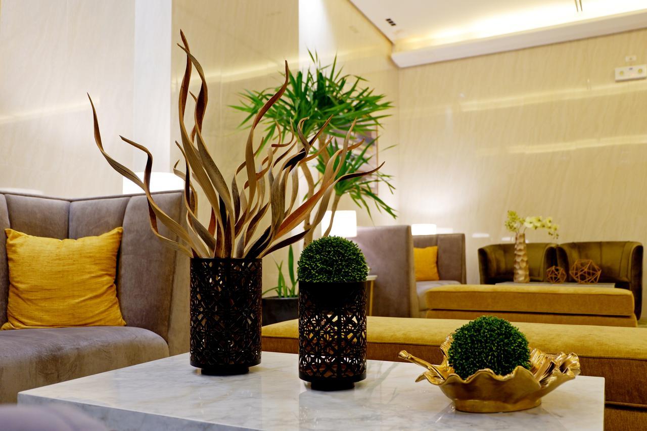 Travellers 101 Condo Near Manila Airport Bagian luar foto